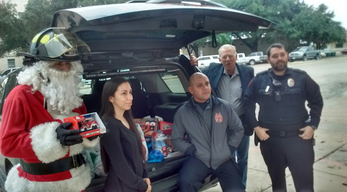 Marlin Fire Department collects for toys for Marlin kids
